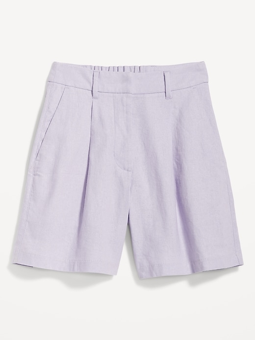 Image number 4 showing, Extra High-Waisted Linen-Blend Taylor Shorts -- 6-inch inseam