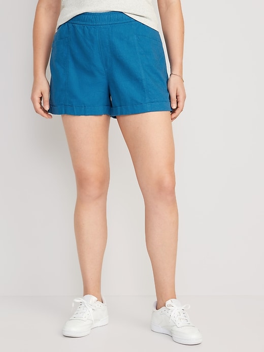 Old navy white linen shorts on sale