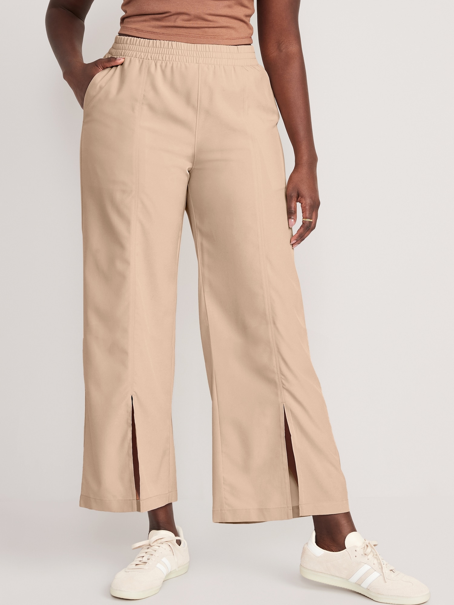 Old Navy High-Waisted StretchTech Wide-Leg Cargo Pants