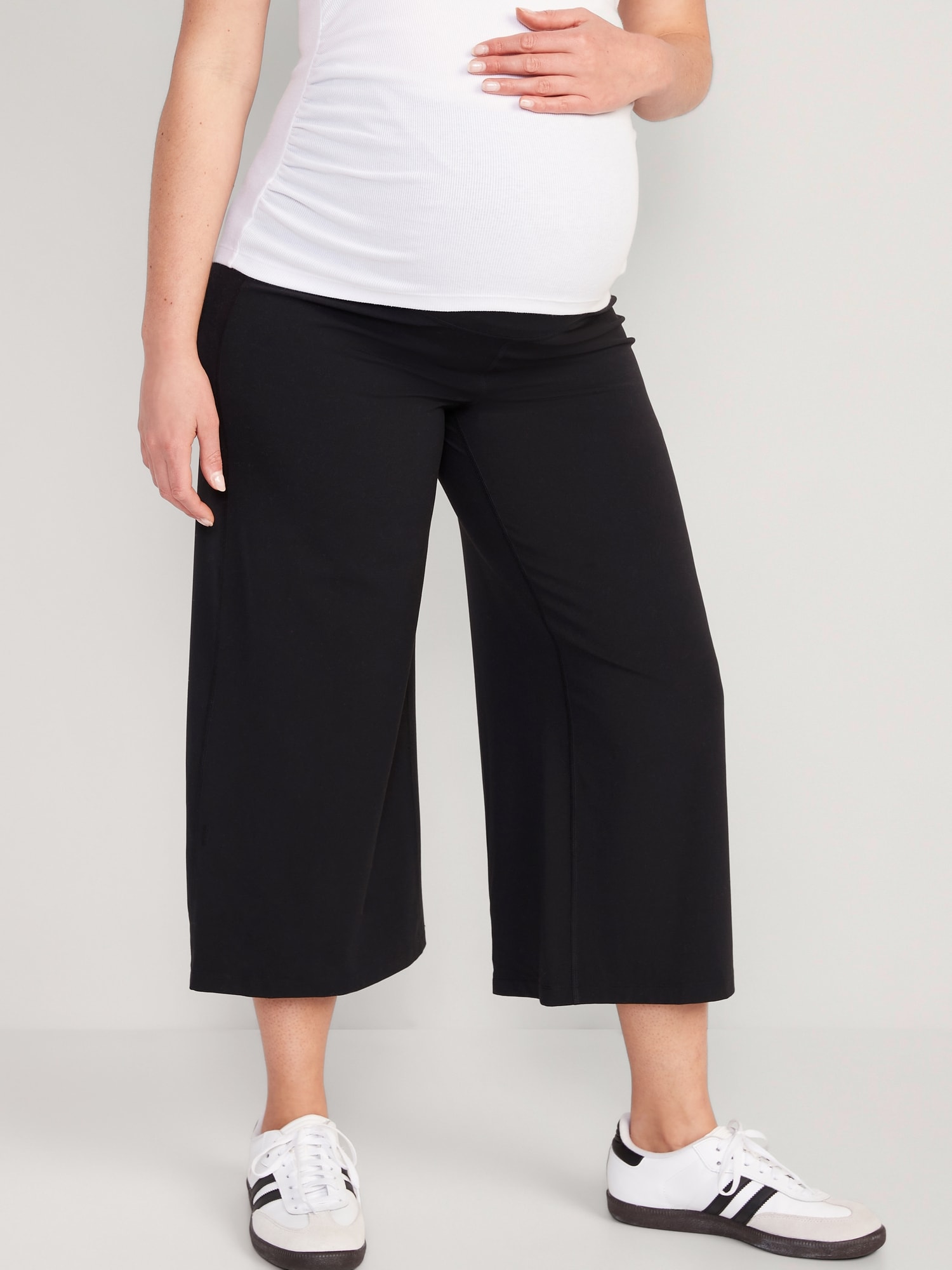 Maternity Rollover-Waist PowerLite LYCRA® ADAPTIV Cropped Wide-Leg Pants