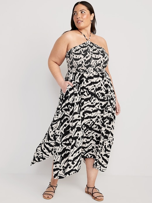 Fit & Flare Printed Crinkled Halter Midi Dress | Old Navy