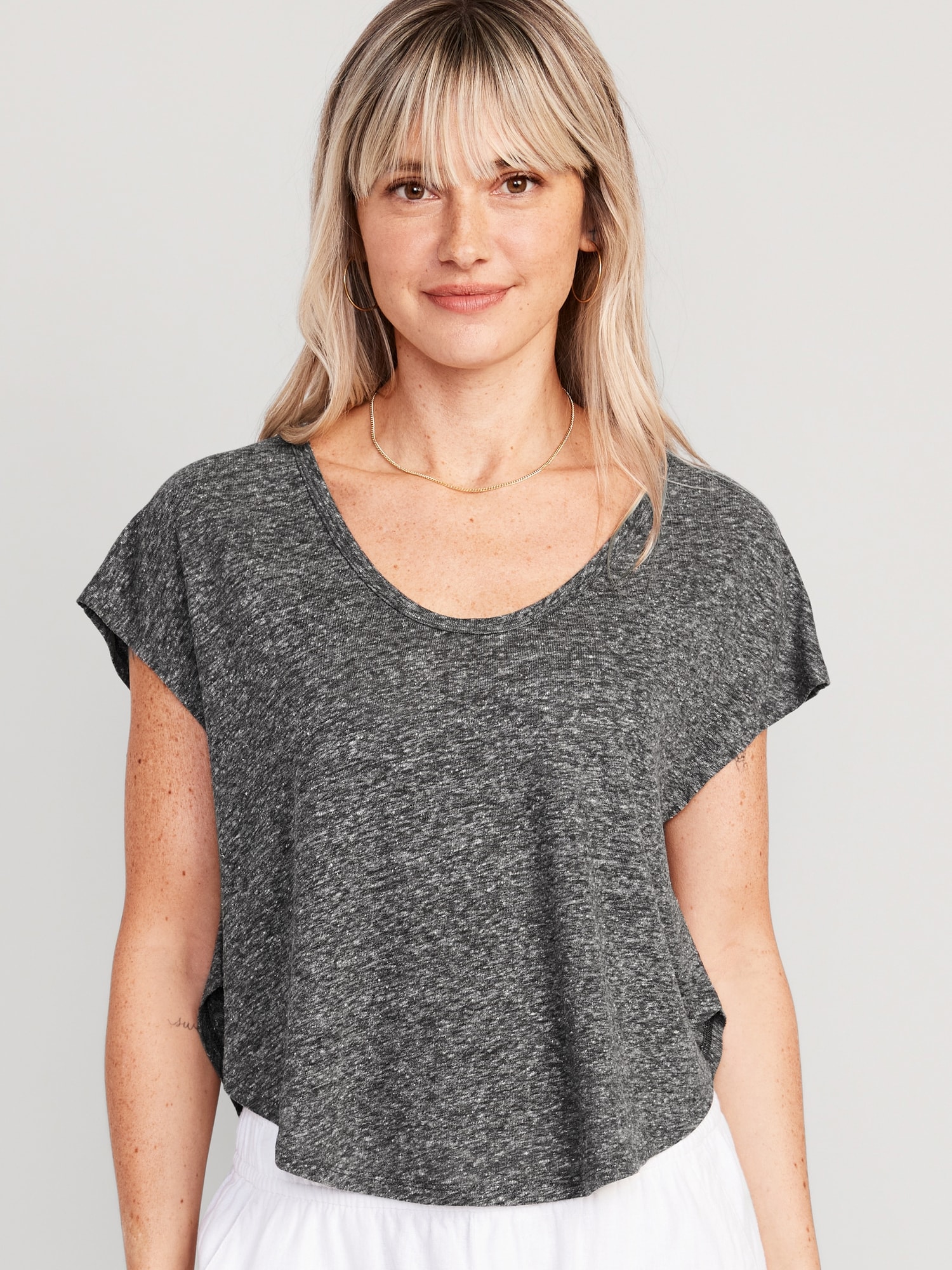 Old Navy Linen-Blend Cropped Voop-Neck T-Shirt for Women gray. 1