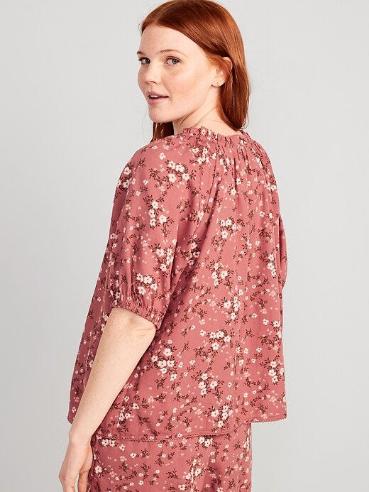 Image number 2 showing, Puff-Sleeve Floral Swing Blouse