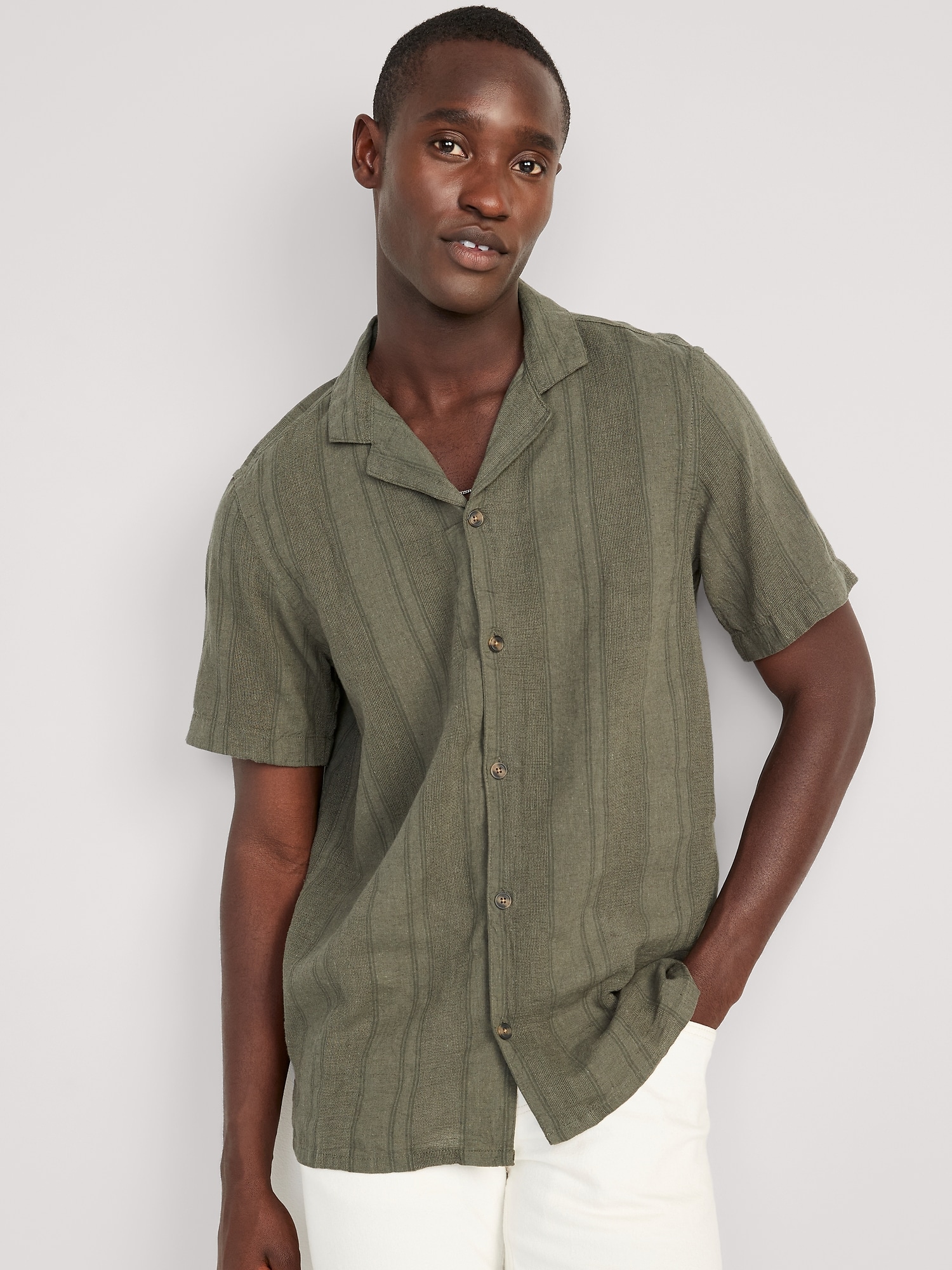 Old Navy Short-Sleeve Linen-Blend Camp Shirt for Men green. 1
