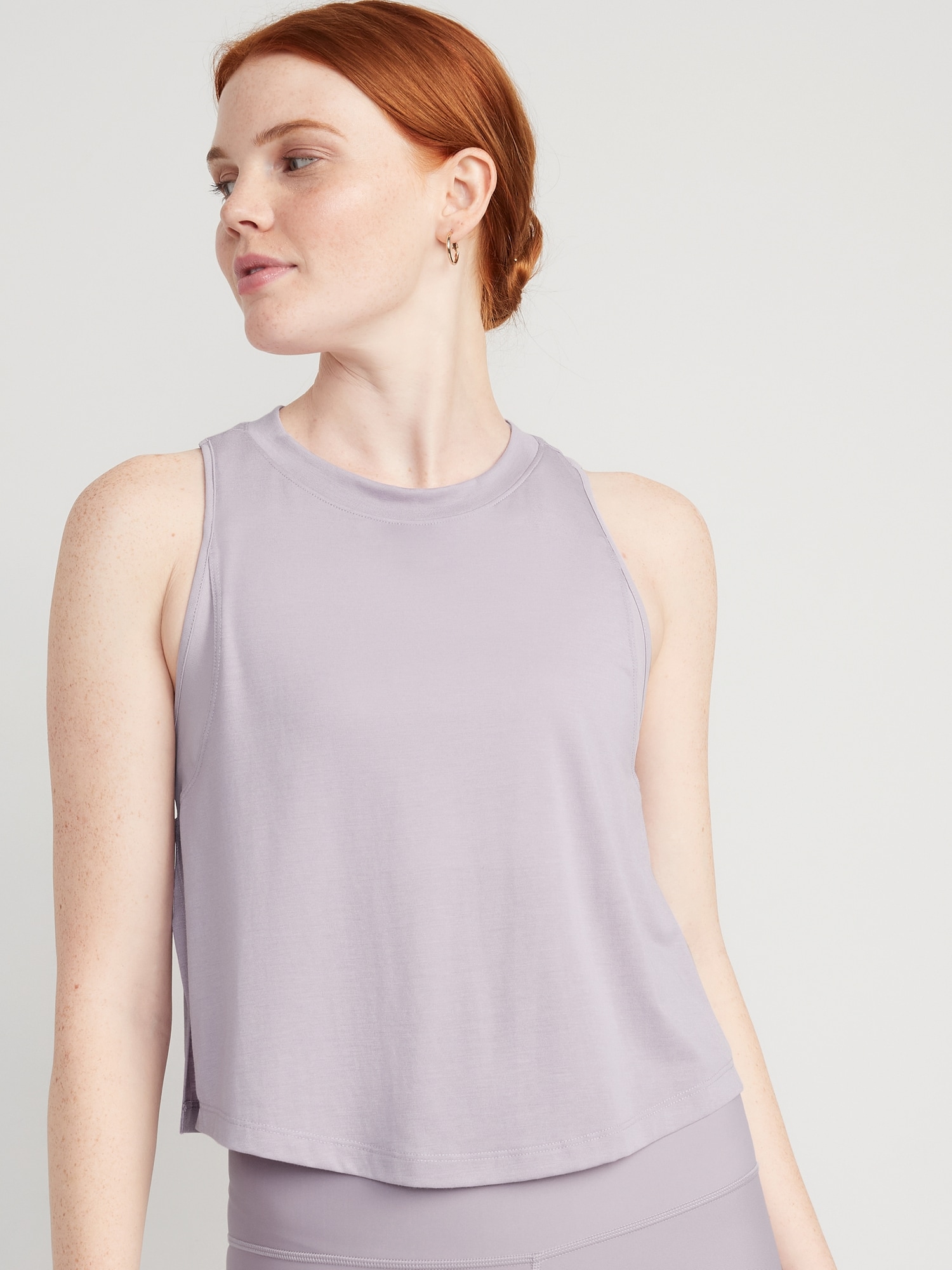 Old Navy UltraLite All-Day Sleeveless Cropped Top for Women purple. 1