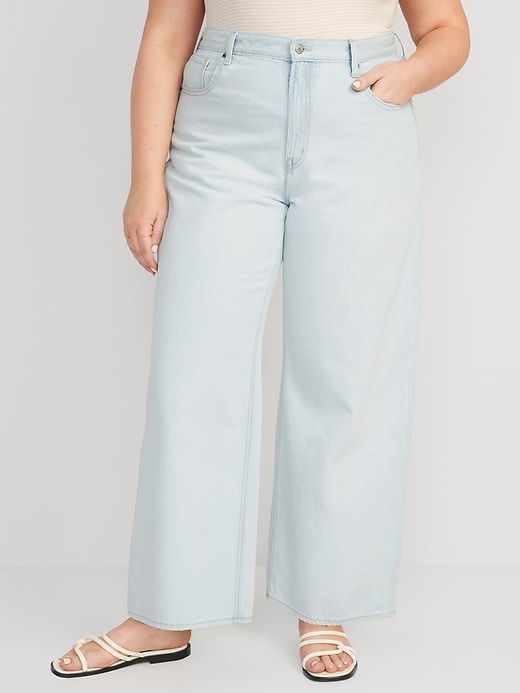 Image number 7 showing, Extra High-Waisted Baggy Wide-Leg Jeans