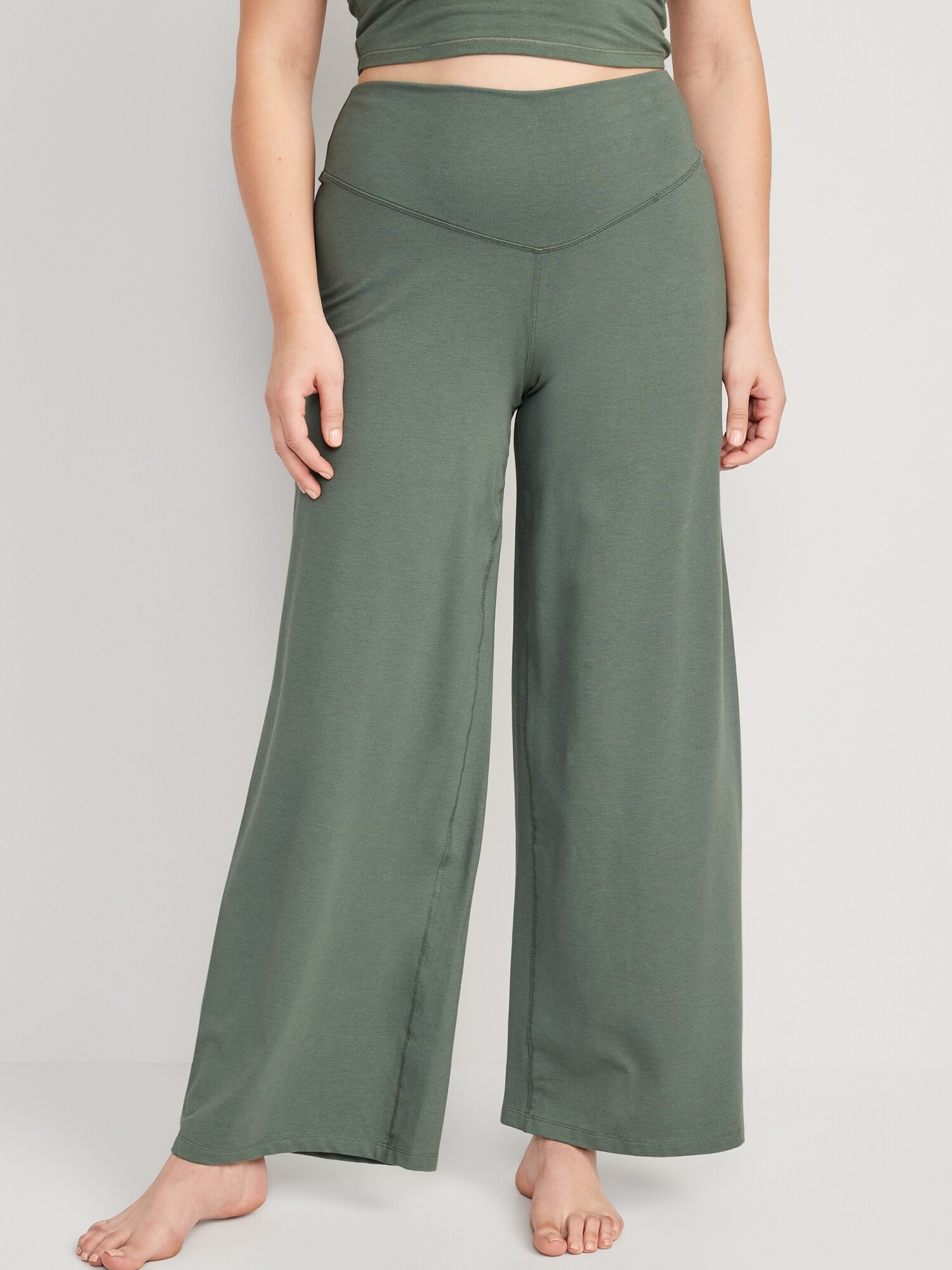 Extra HighWaisted PowerChill HiddenPocket WideLeg Yoga Pants for