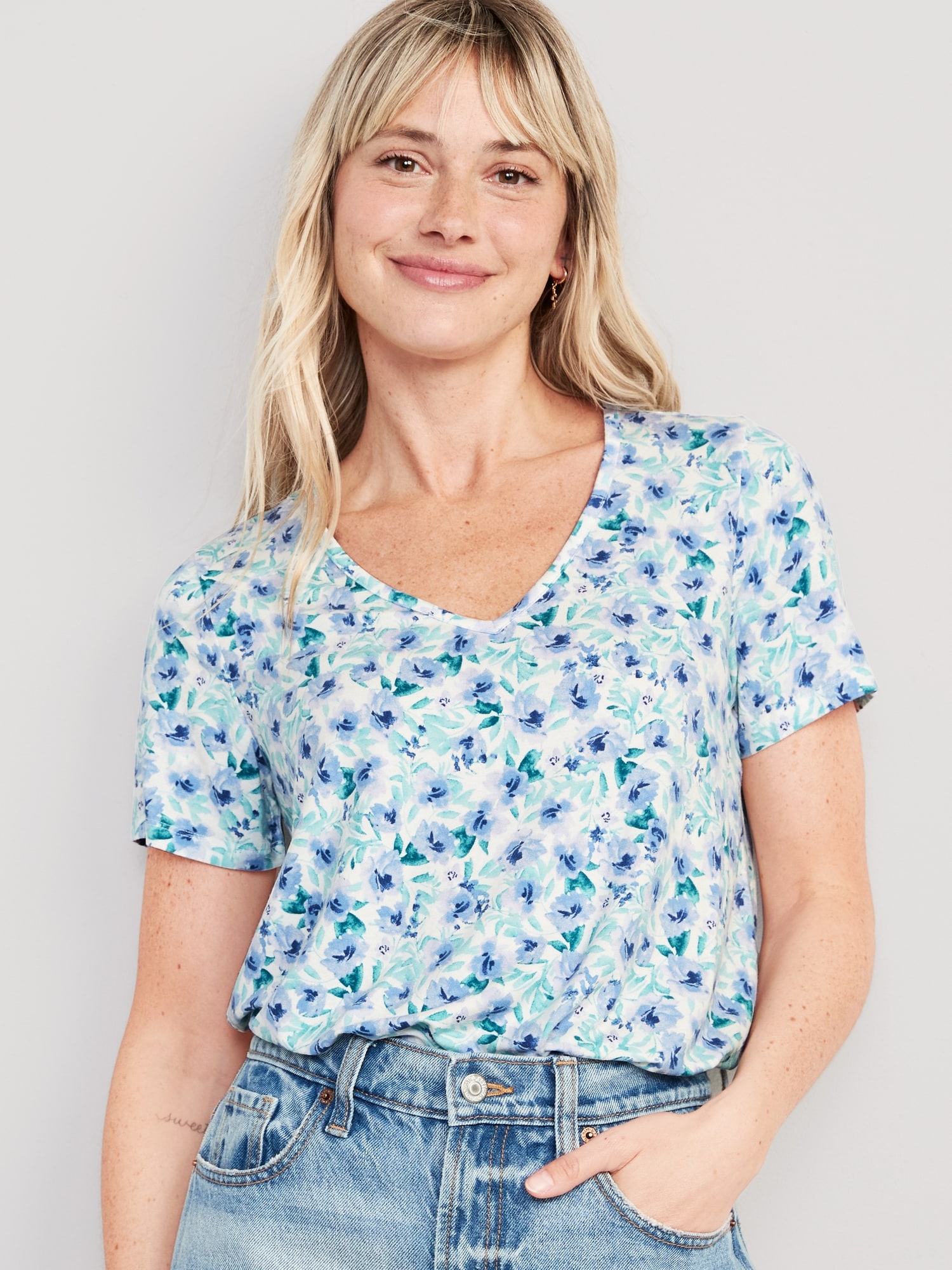 Luxe V-Neck Floral T-Shirt for Women