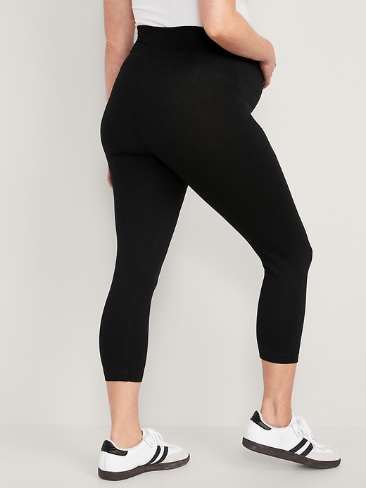 Image number 2 showing, Maternity 2-Pack Full-Panel Cropped Jersey Leggings