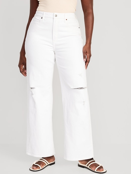 Image number 5 showing, Extra High-Waisted Wide Leg Cut-Off White Jeans