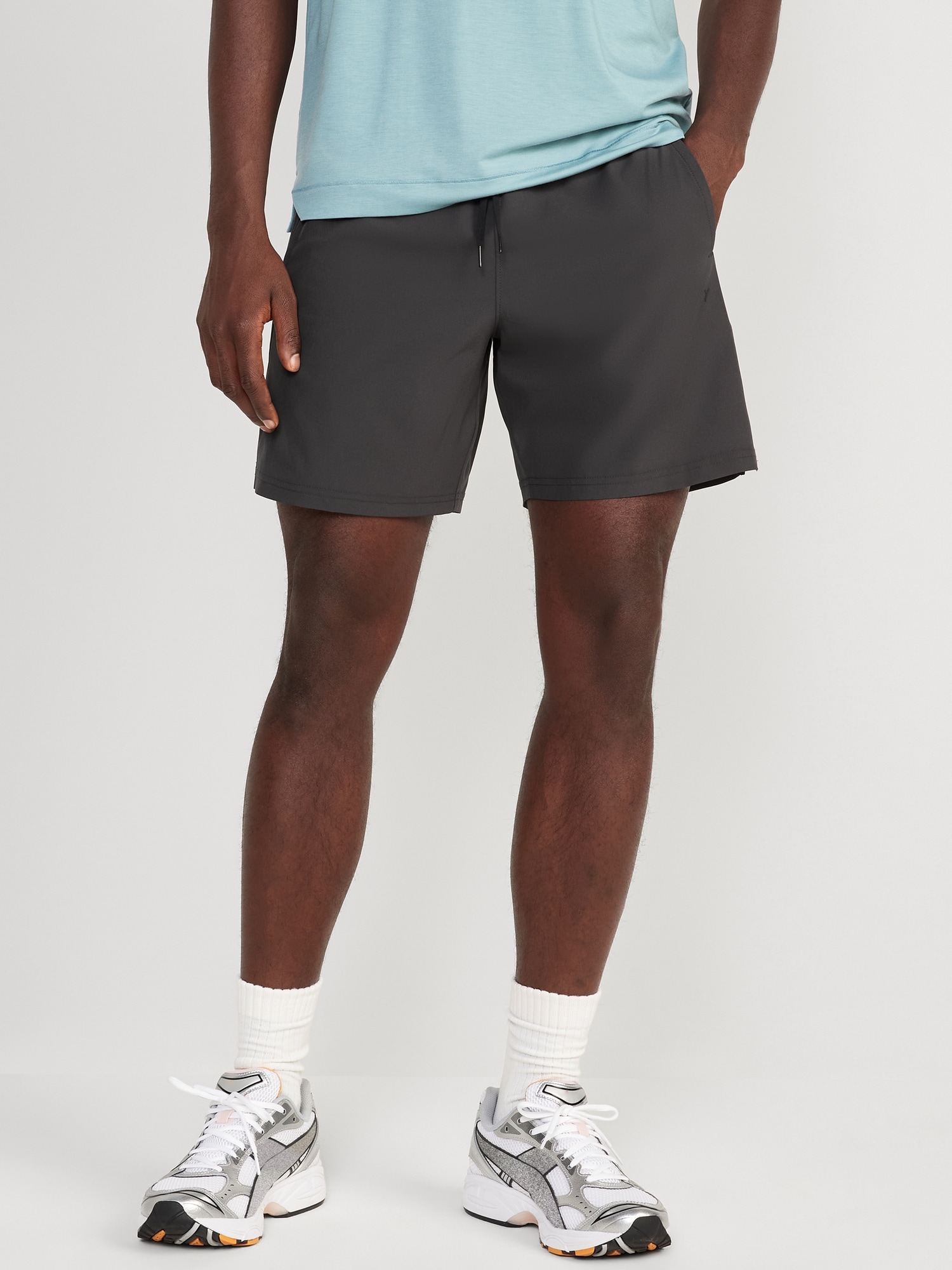 Old Navy Essential Woven Workout Shorts -- 7-inch inseam black. 1
