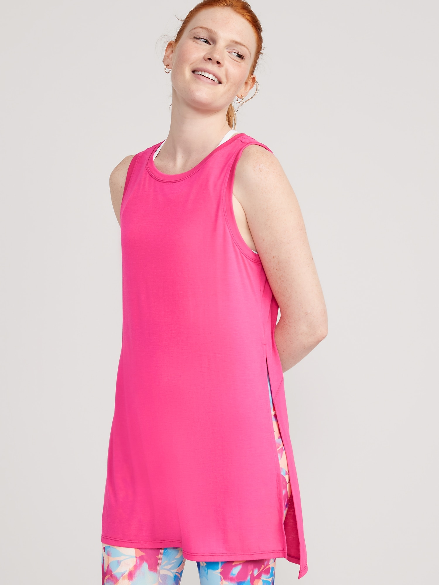 Old Navy UltraLite All-Day Sleeveless Tunic for Women pink. 1