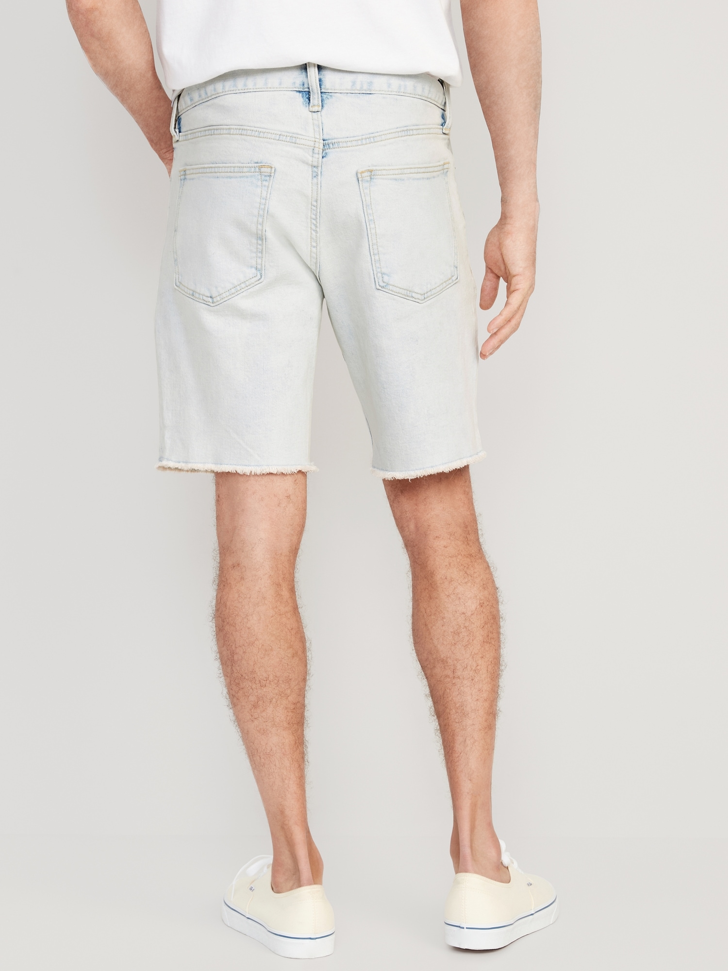 Old Navy Men's Slim Built-in Flex Cut-Off Jean Shorts -- 9.5-Inch Inseam - - Size 38W