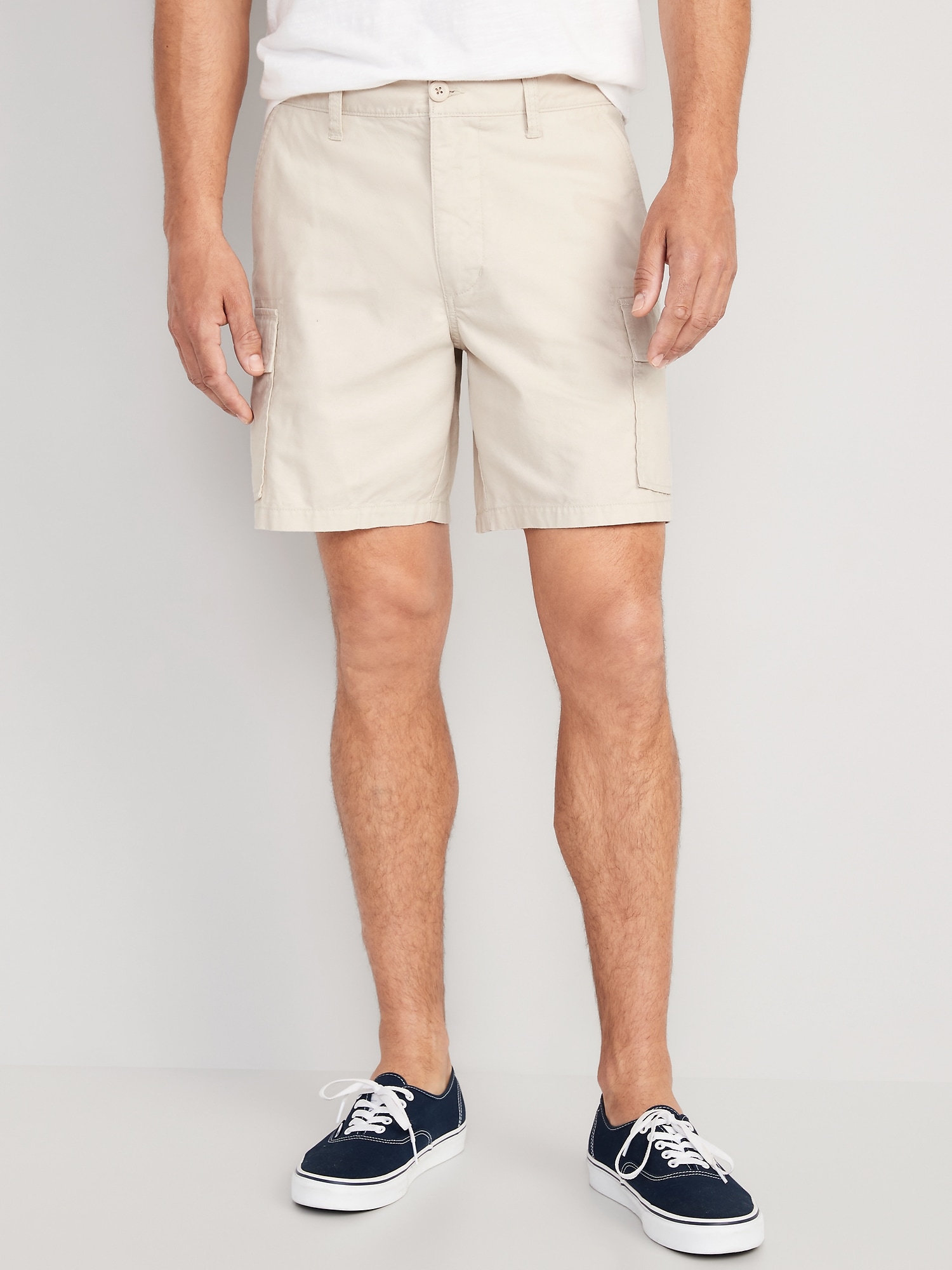 Old Navy Relaxed Cargo Shorts for Men -- 7-inch inseam beige. 1