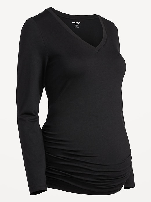 Image number 4 showing, Maternity EveryWear Fitted V-Neck Long-Sleeve T-Shirt
