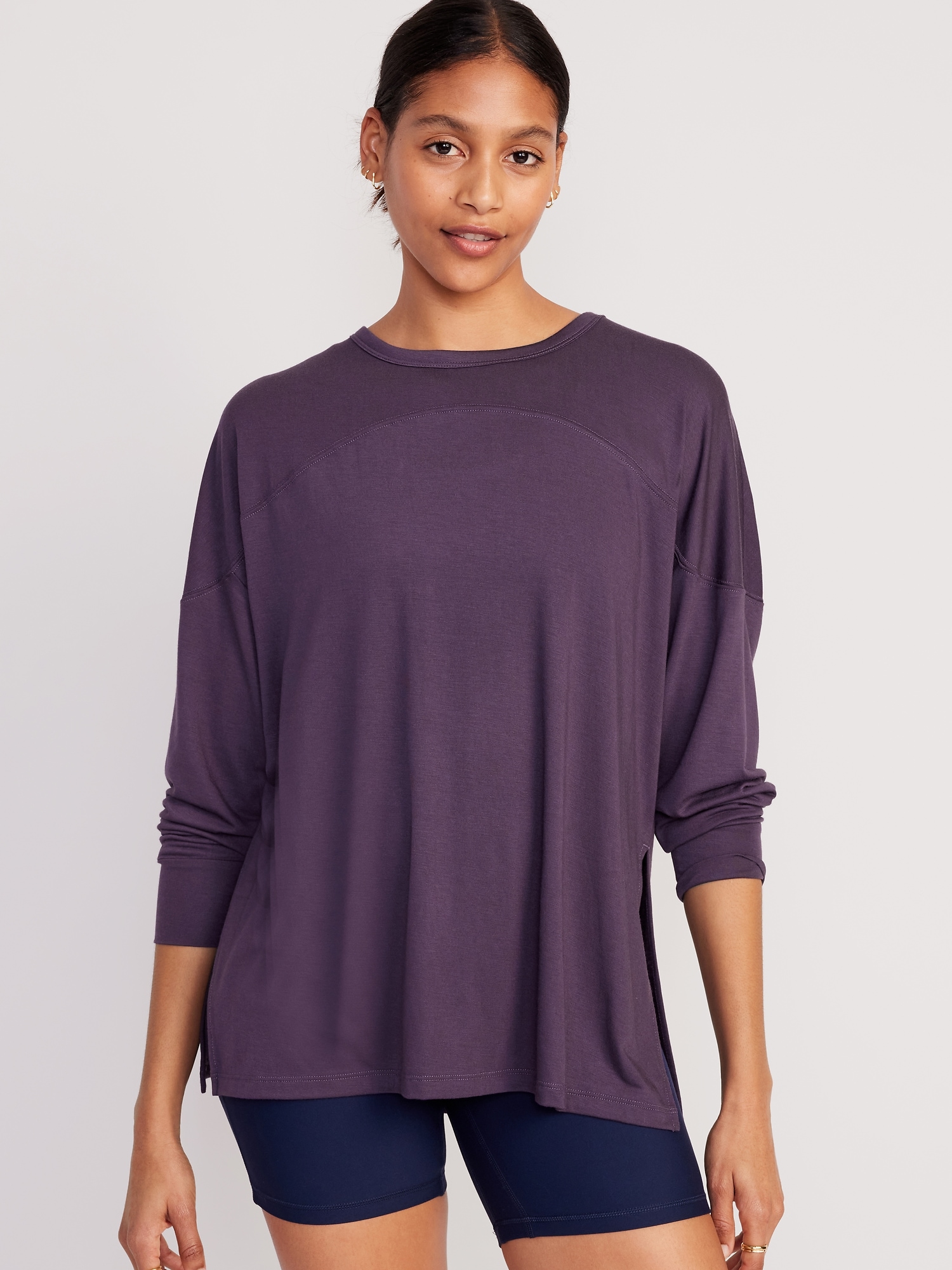 Old Navy Oversized UltraLite All-Day Tunic for Women purple. 1