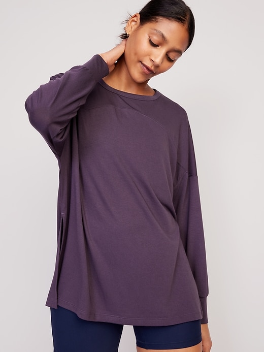 Image number 3 showing, Oversized UltraLite All-Day Tunic