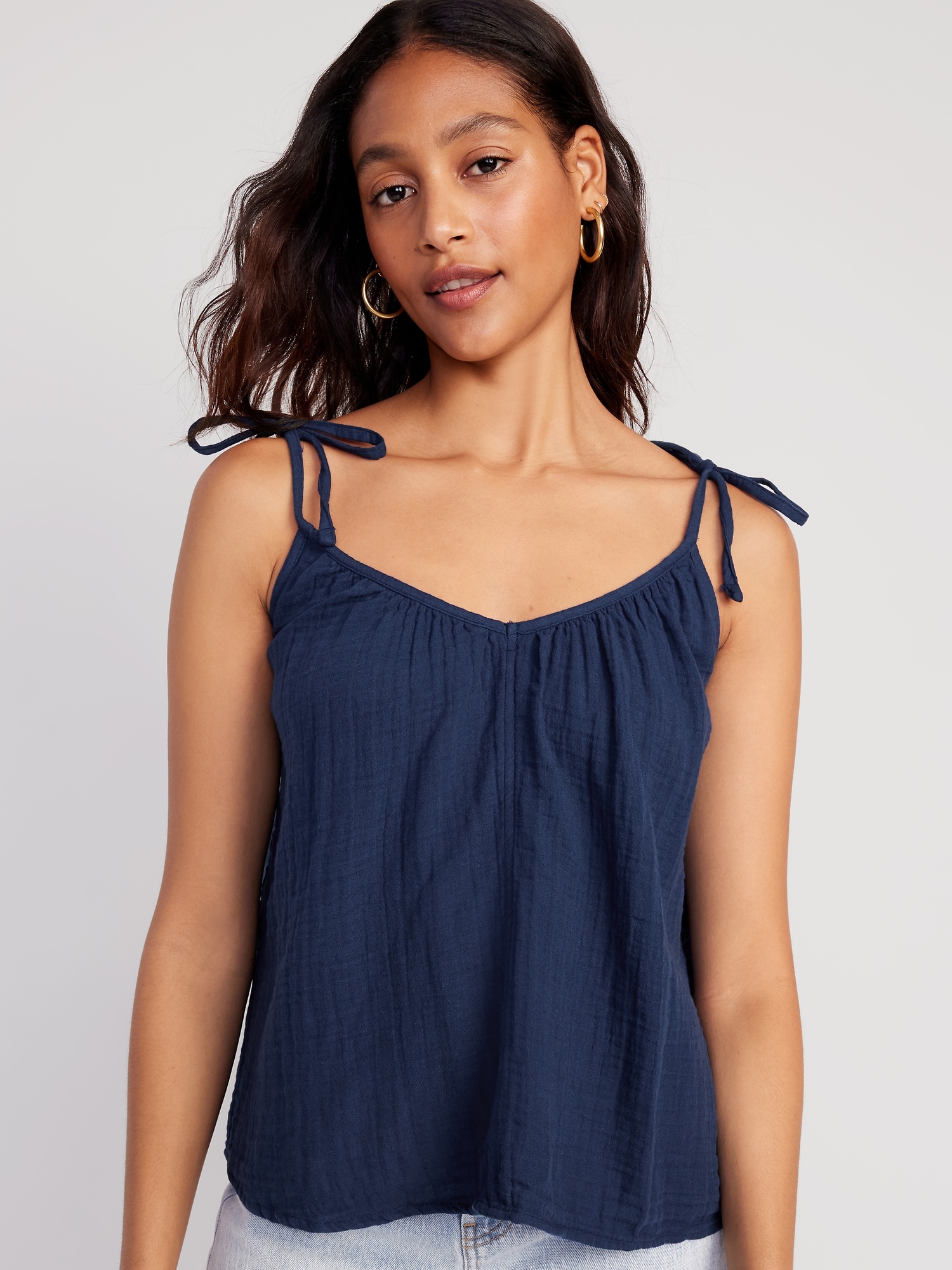 Womens Cami with Built in Bra Flowy Swing Tank Tops Loose Camisole for  Travling