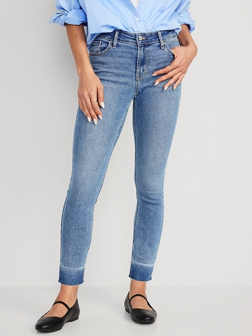 Old Navy Women's Mid-Rise Rockstar Super Skinny Cut-Off Ankle Jeans (various sizes)