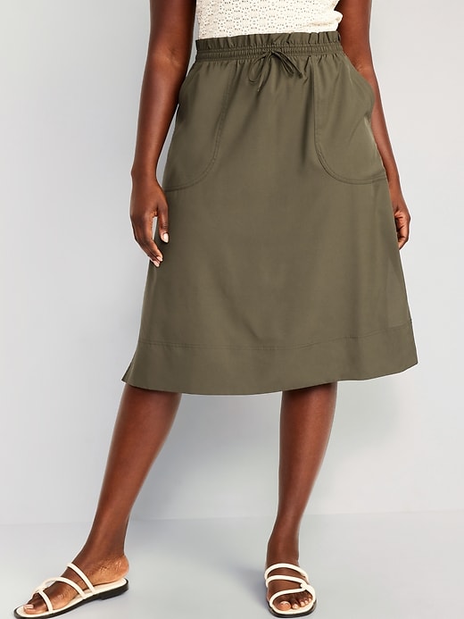 Image number 5 showing, High-Waisted StretchTech Packable Midi Skirt