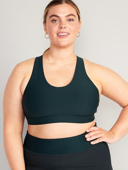 Image number 7 showing, Medium Support PowerSoft Cross-Strap Sports Bra