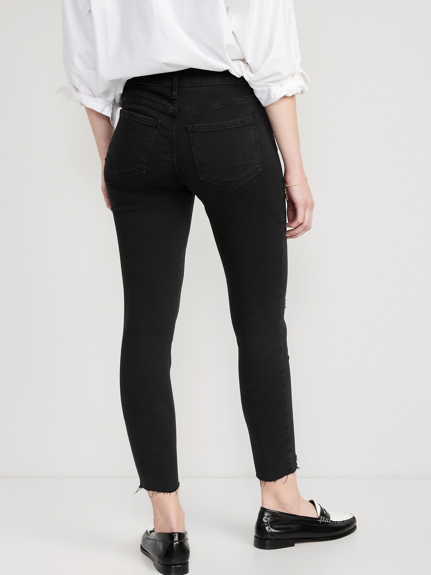 Old Navy Women 6R Jeans Flare Dark Denim Mid-rise Frayed Hem Stretch  Cropped 6