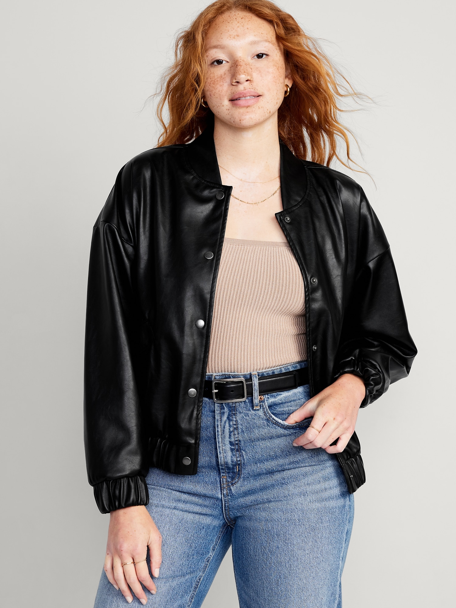 The 8 Popular Ways to Style a Women's Bomber Jacket-cokhiquangminh.vn