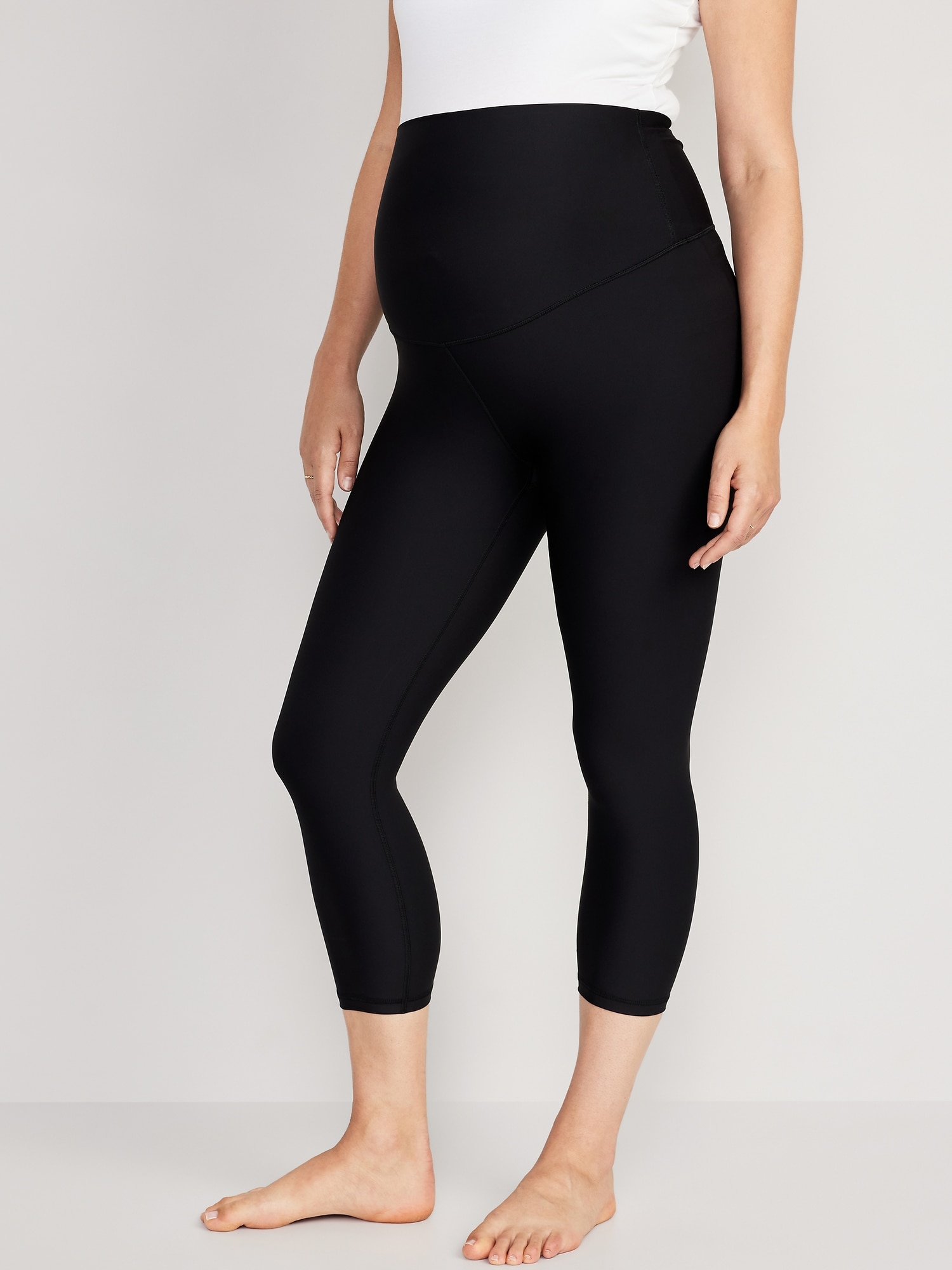 Женские леггинсы Old Navy Maternity Full-Panel PowerSoft Crop Leggings, цвет: Чёрный