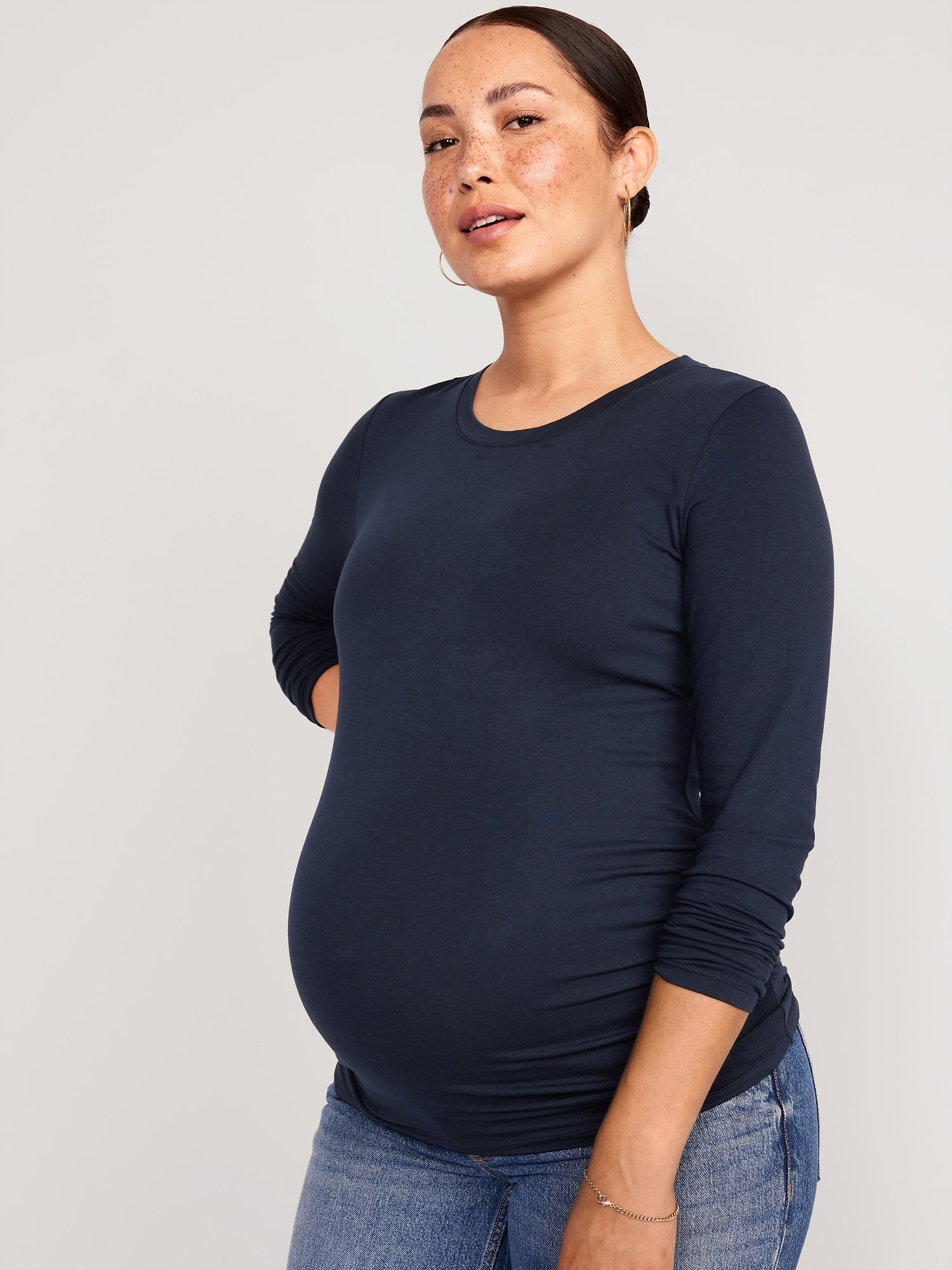 Maternity EveryWear Fitted Long-Sleeve T-Shirt | Old Navy