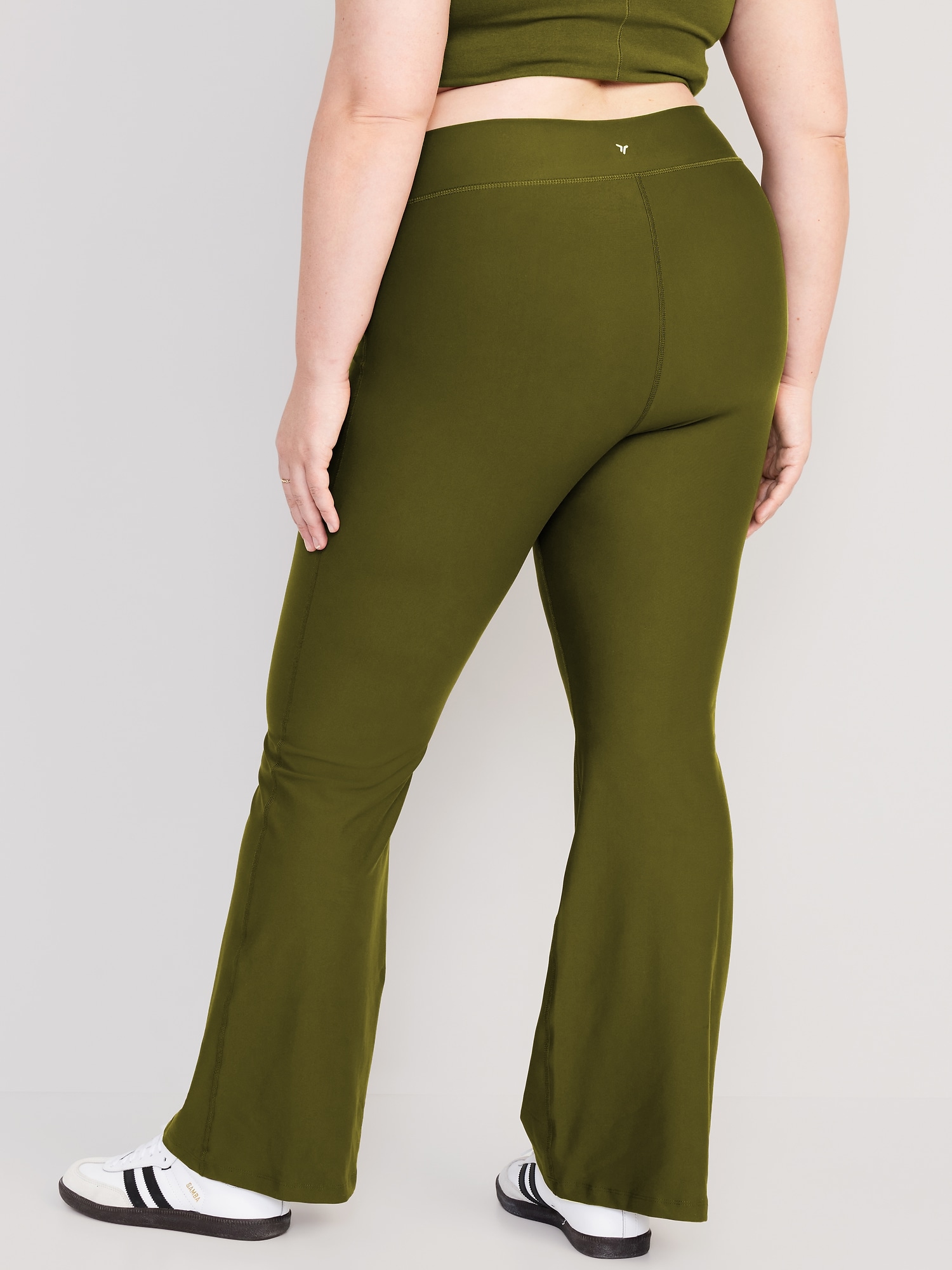 Old Navy Active Powersoft Extra High Rise Leggings Size XXL - $21 - From  Erin