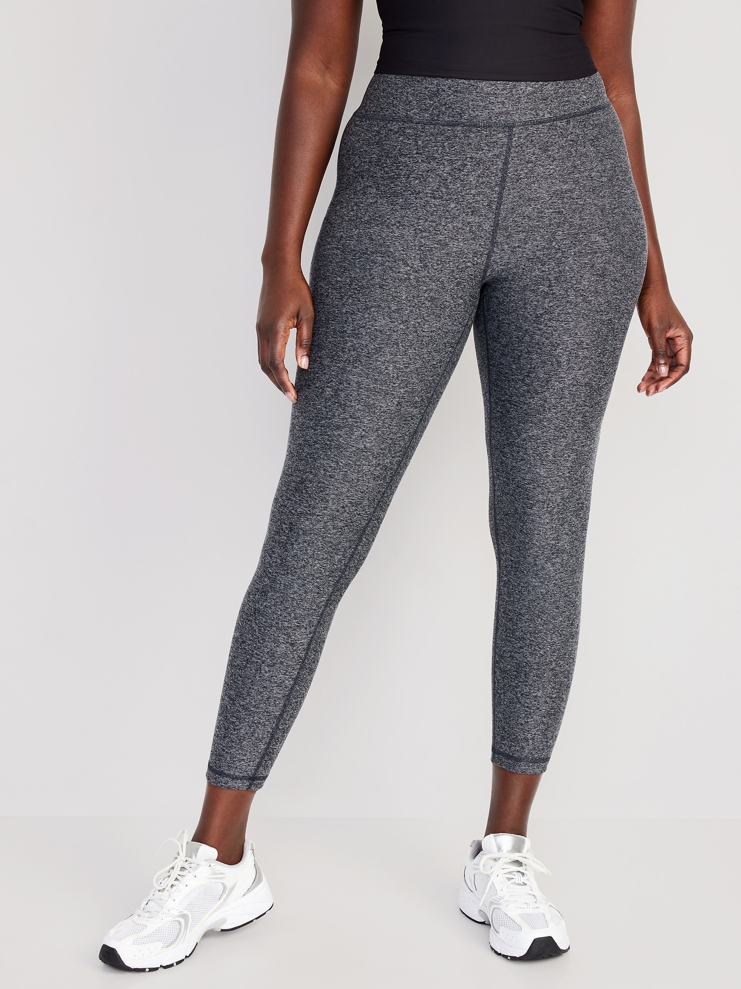 Old Navy Active Go-Dry Fitted Leggings