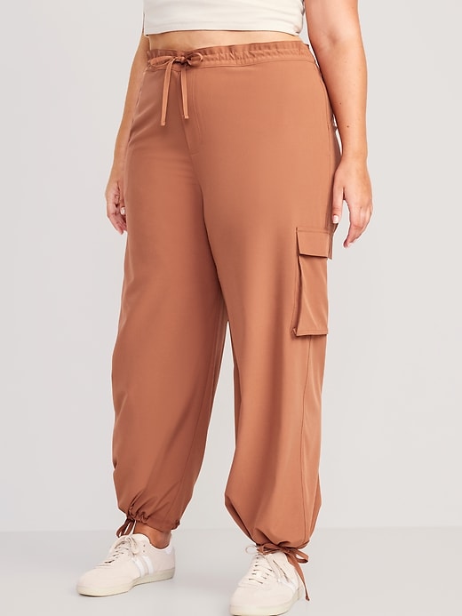 Image number 7 showing, High-Waisted StretchTech Wide-Leg Cargo Pants