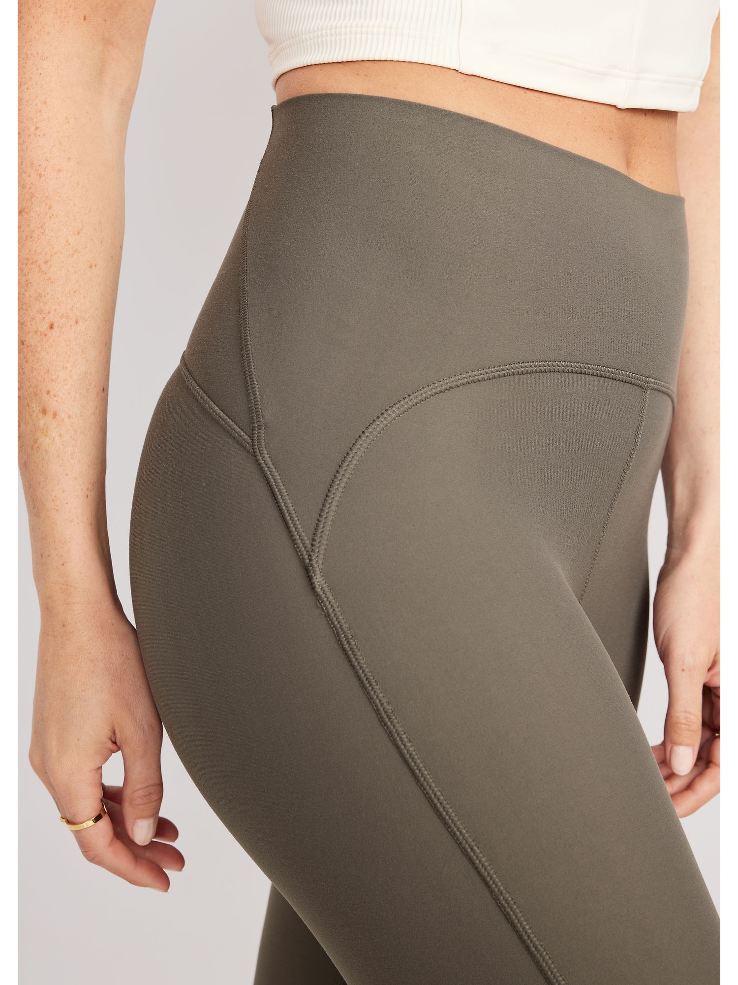 Old Navy High-Waisted Compression Leggings Review | SELF