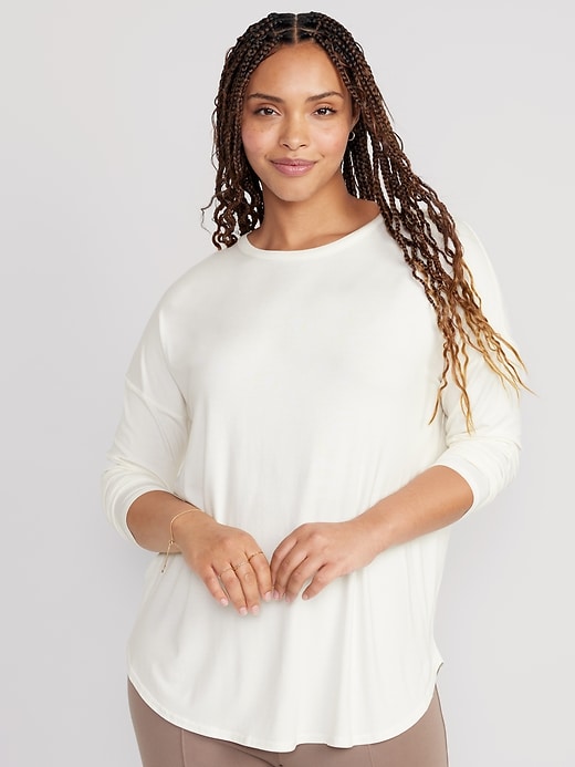 Image number 5 showing, Luxe Long-Sleeve Tunic T-Shirt