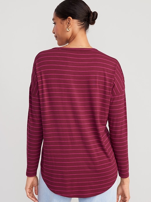 Image number 2 showing, Luxe Long-Sleeve Tunic T-Shirt