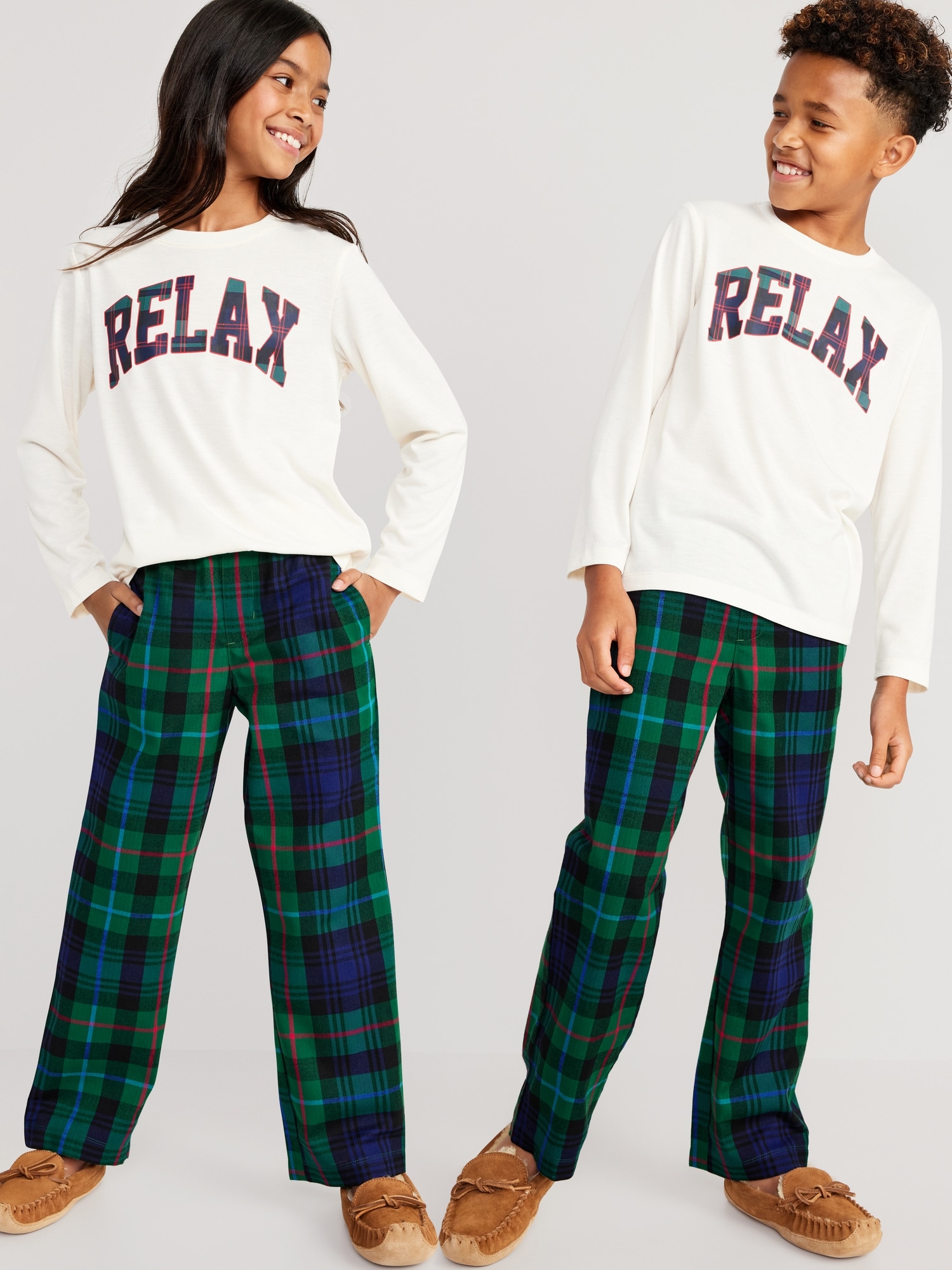 Gender-Neutral Graphic Pajama T-Shirt & Straight Pajama Pants Set for Kids