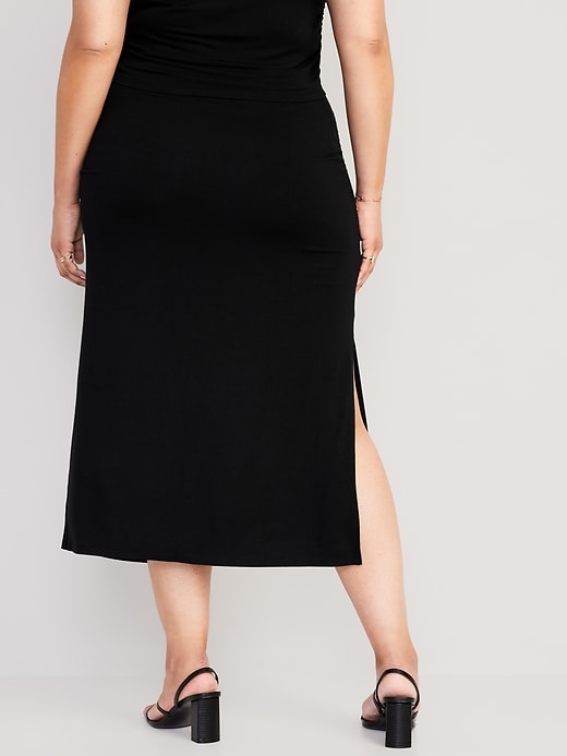 Image number 8 showing, High-Waisted Ruched Maxi Skirt