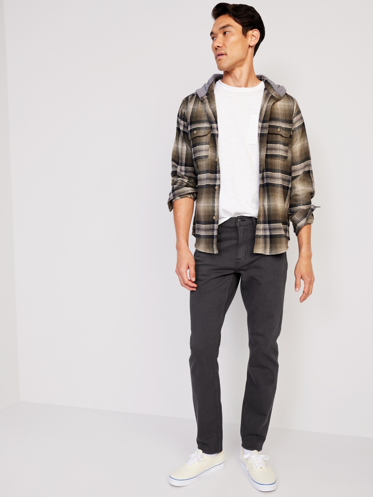 Мужские брюки Old Navy Slim Built-In Flex Five-Pocket, цвет: Тёмный серый — фото 3