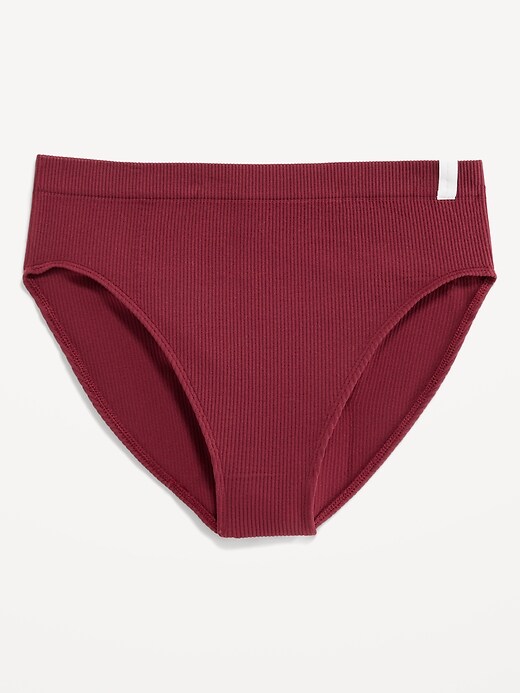 Gali's Lingerie on Instagram: Rib cotton hipster Panty 890/- Rib-knit  cotton blend has more flex for a great all-around fit. SIZE M,L & XL  seamless rib cotton hipster panty designed with full