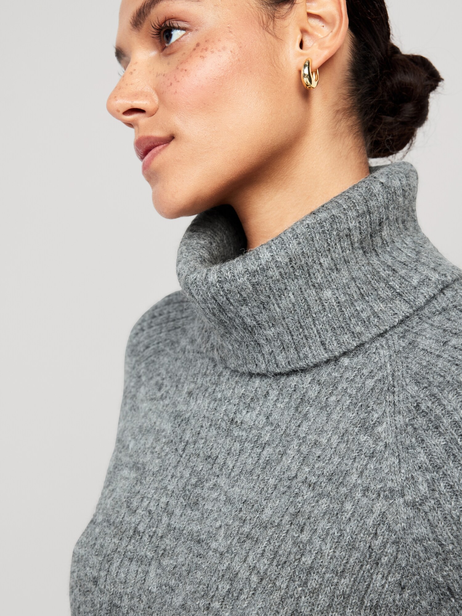 Cropped Shaker-Stitch Turtleneck Sweater for Women | Old Navy