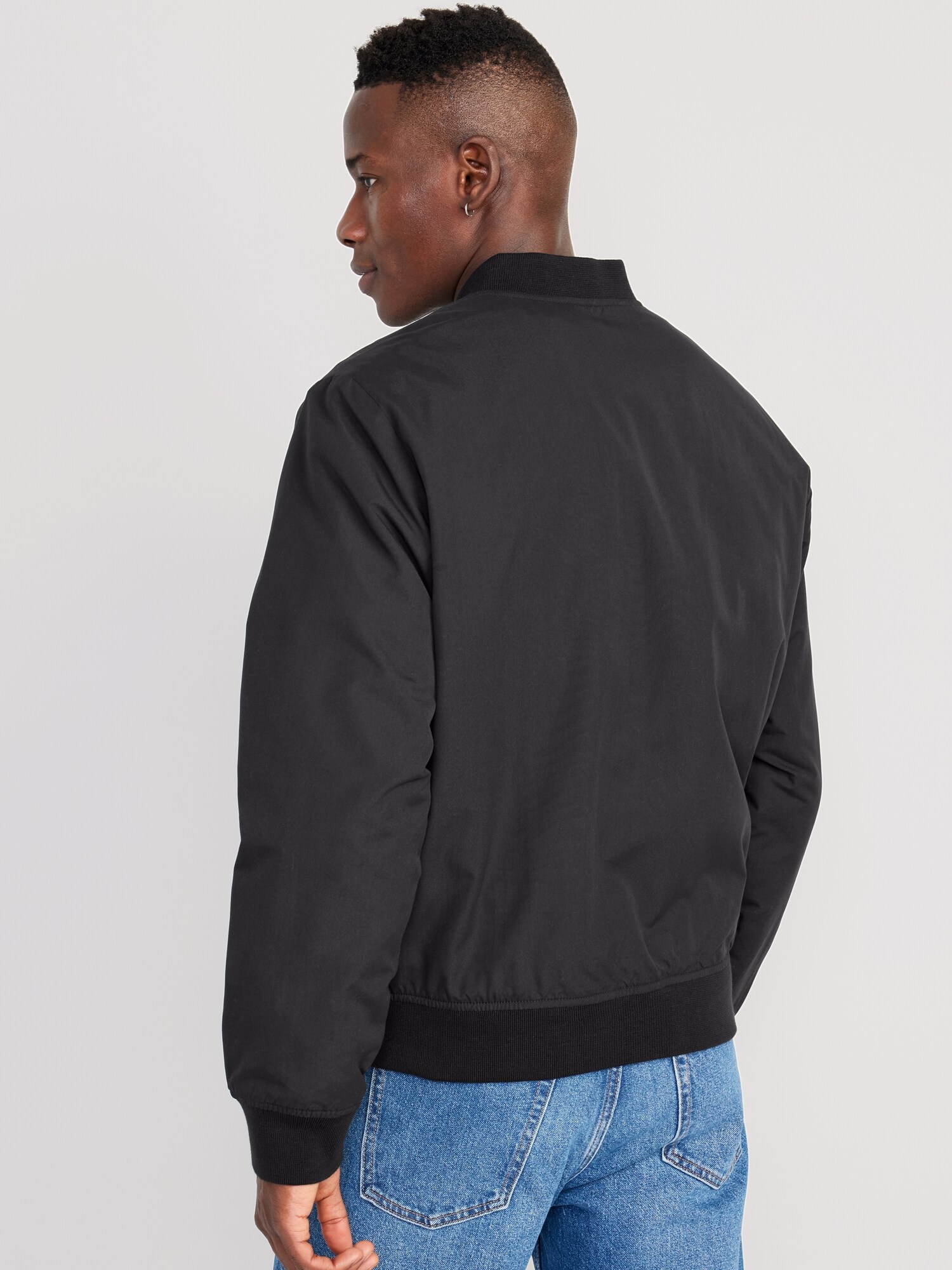 Мужская куртка Old Navy Water-Resistant Zip Bomber, цвет: Чёрный — фото 2