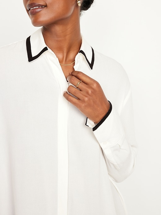 Image number 4 showing, Loose Crepe Button-Down Shirt