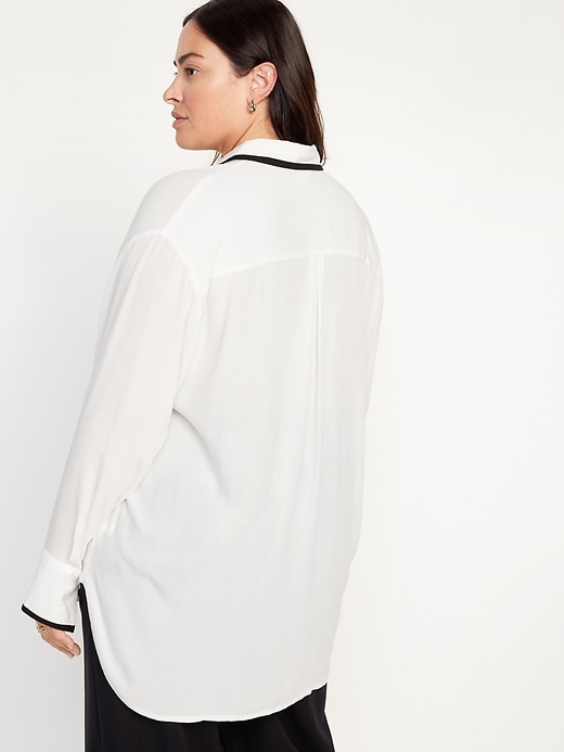 Image number 8 showing, Loose Crepe Button-Down Shirt