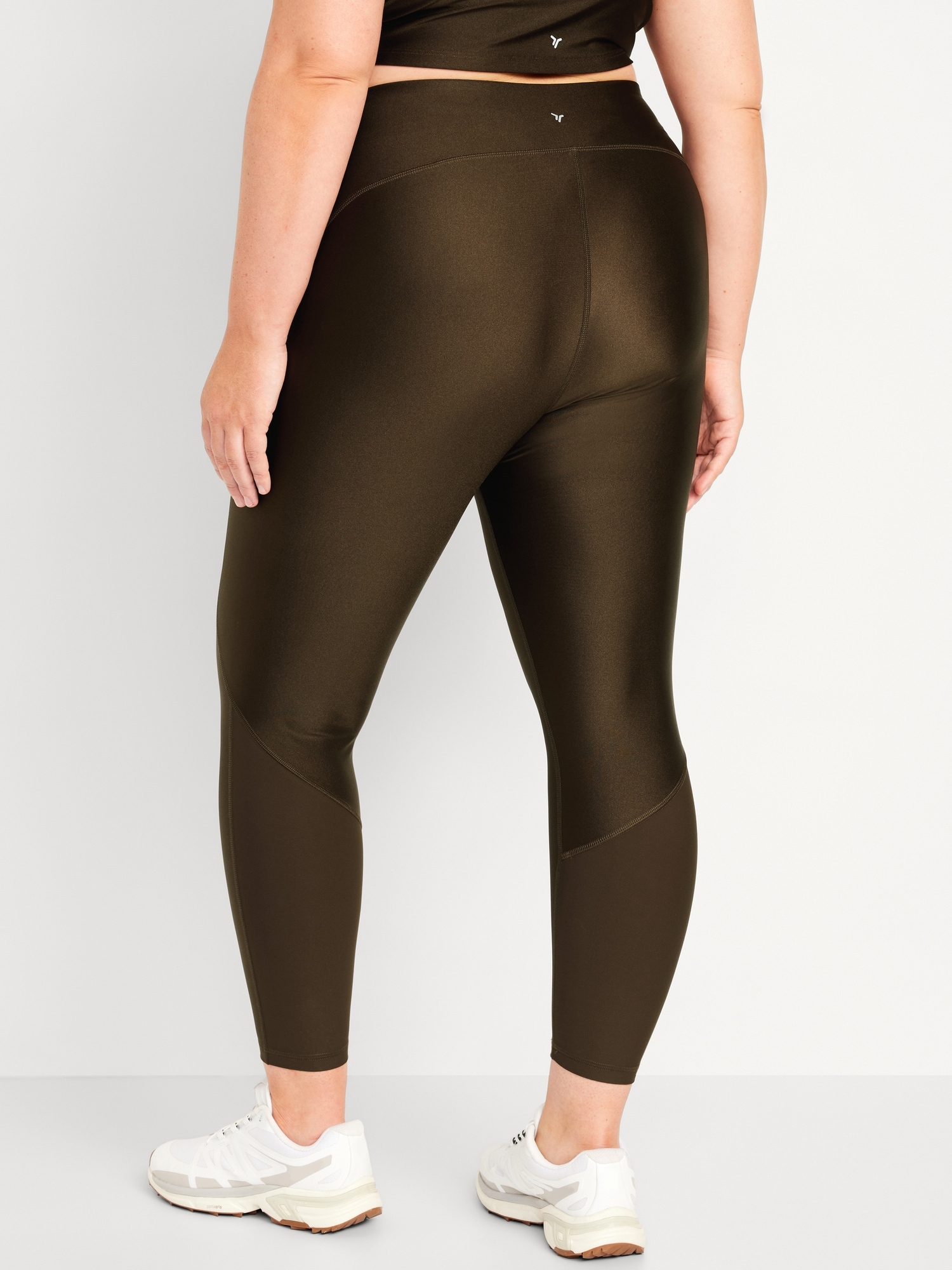 LegEnd Essential 7/8 Leggings High Waisted Yoga Pants - Move Freely with  Buttery Softness and Streamlined Contours, Black/Blue Gray, Small : :  Clothing, Shoes & Accessories