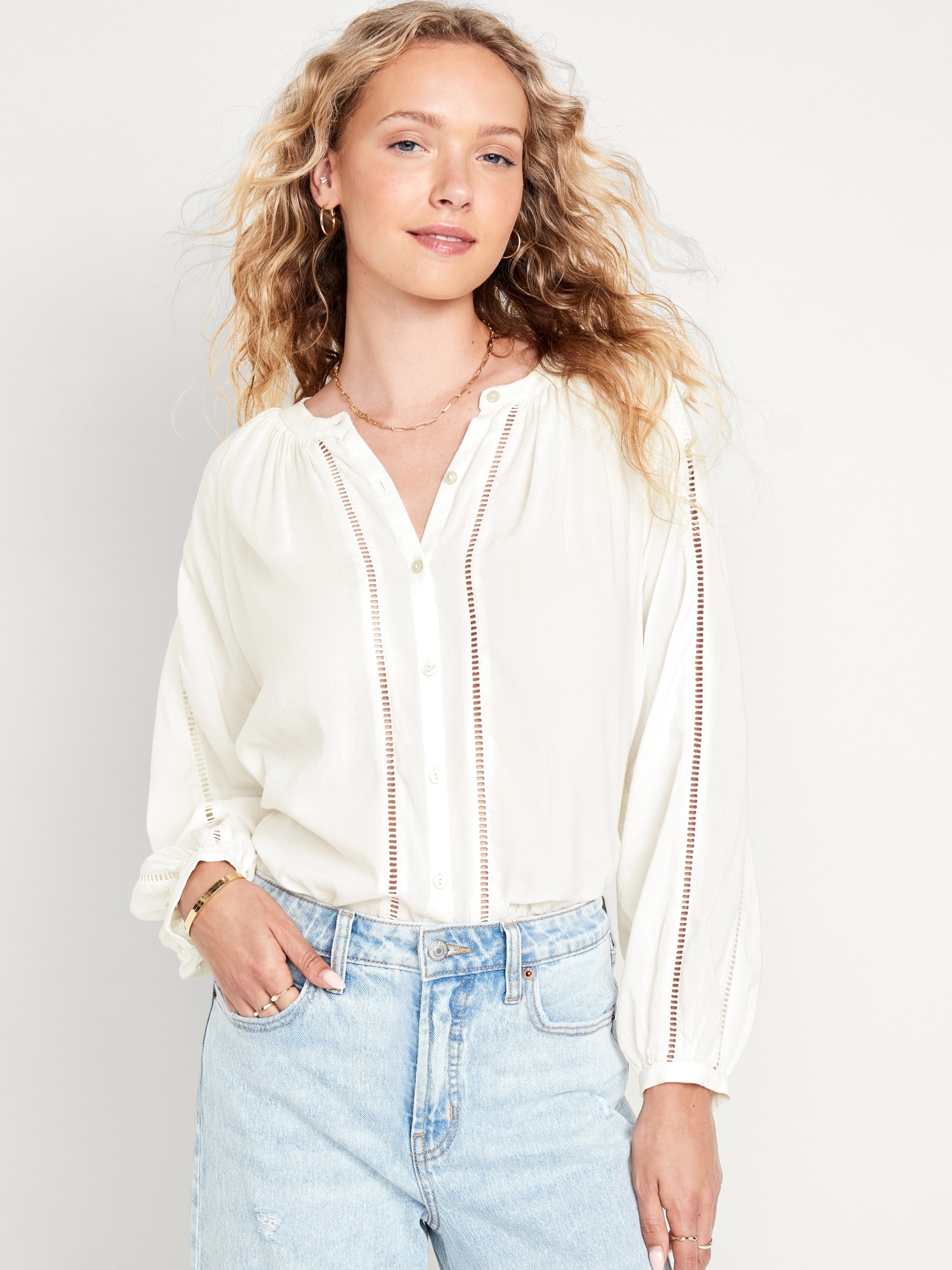 Embroidered shirt in boho style with white linen Bee