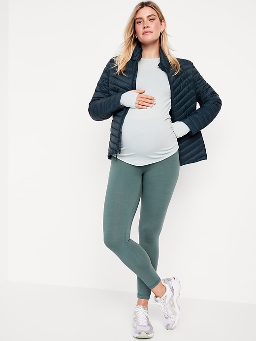 Image number 3 showing, Maternity Rollover-Waist PowerChill 7/8-Length Leggings