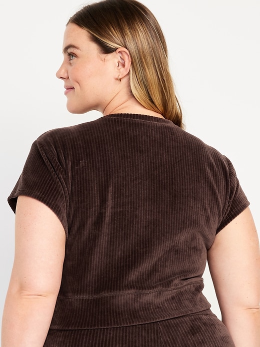 Image number 8 showing, Ultra-Crop Velour Performance Top