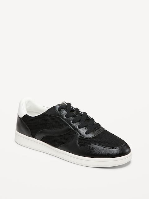 Low-Top Sneakers - Blackjack