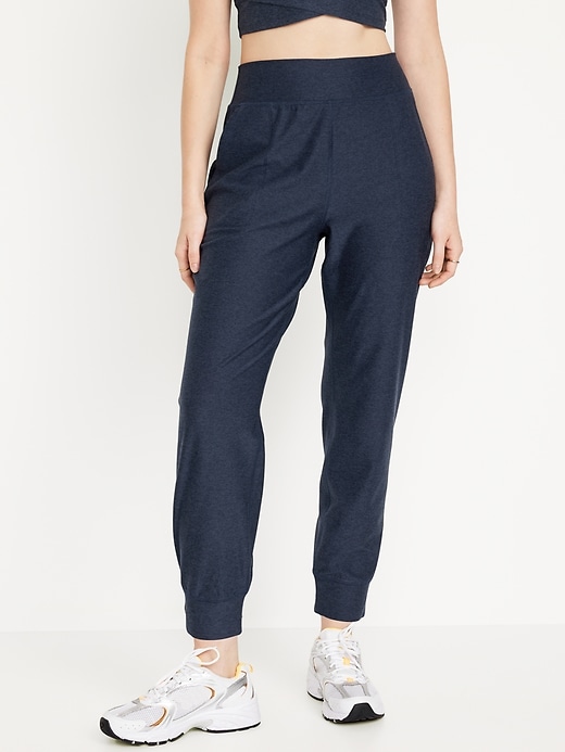 Image number 1 showing, Extra High-Waisted Cloud+ 7/8 Joggers