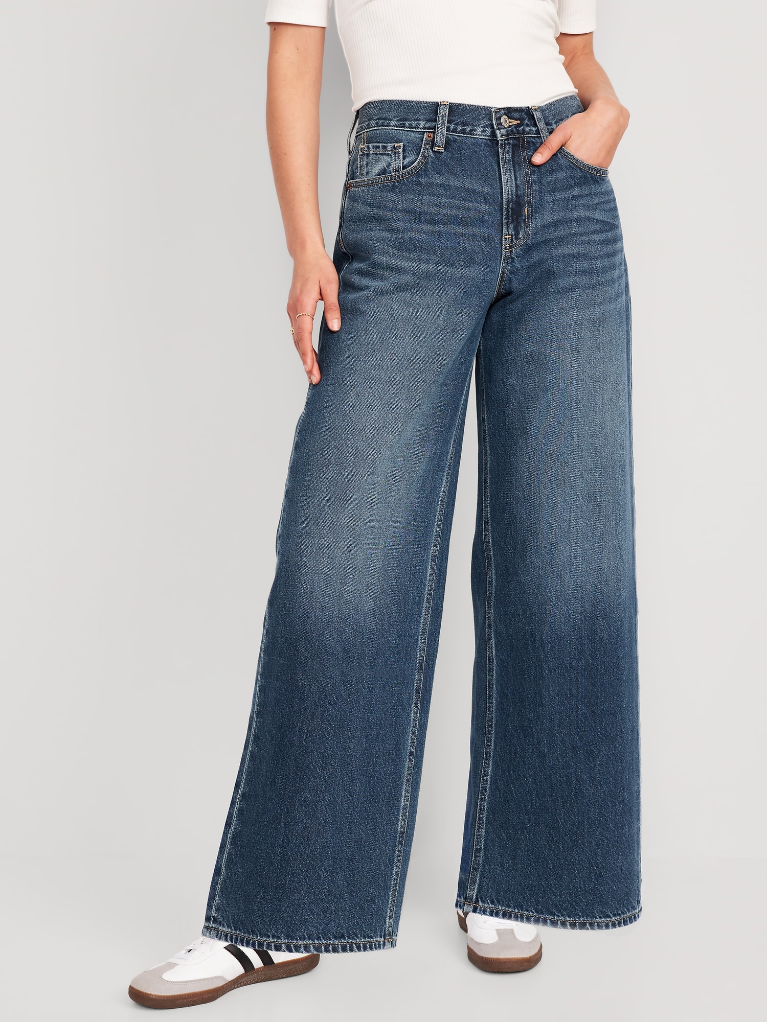 Baggy-wide jeans